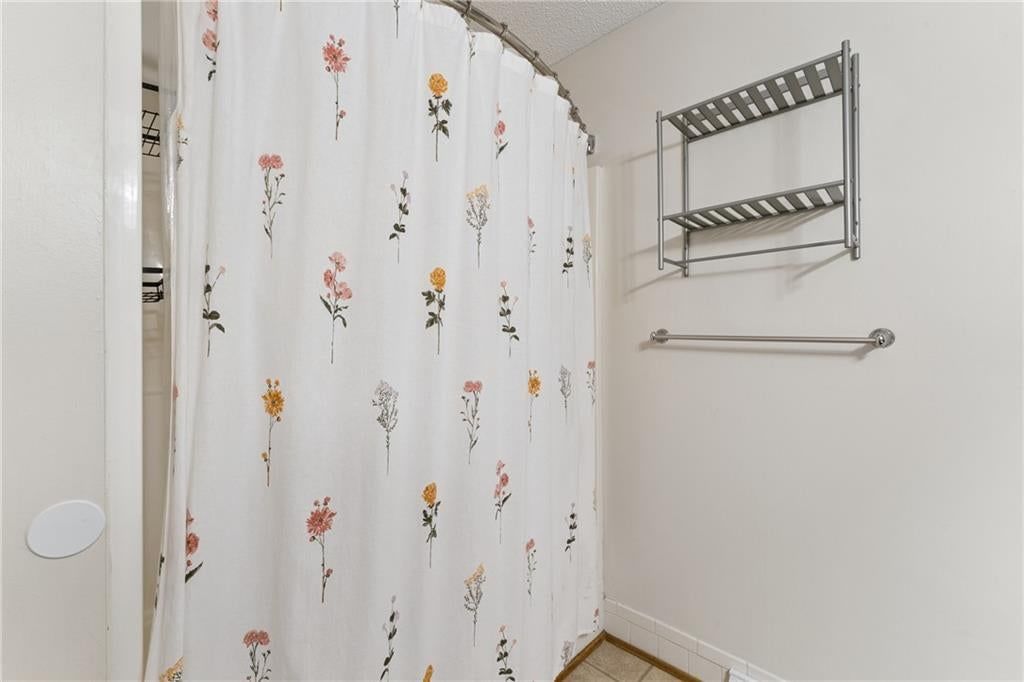 Photo 44 of 48 - 617 W Maple Street, Raymore, MO 64083