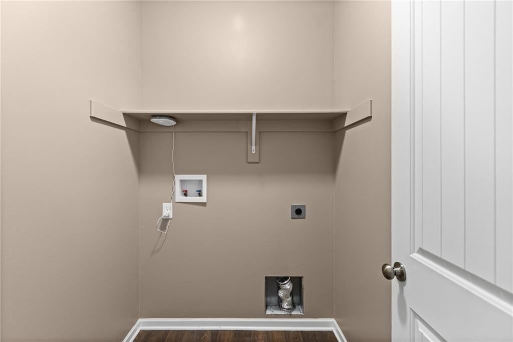 Photo 11 of 32 - 11035 N Jefferson Street, Kansas City, MO 64155