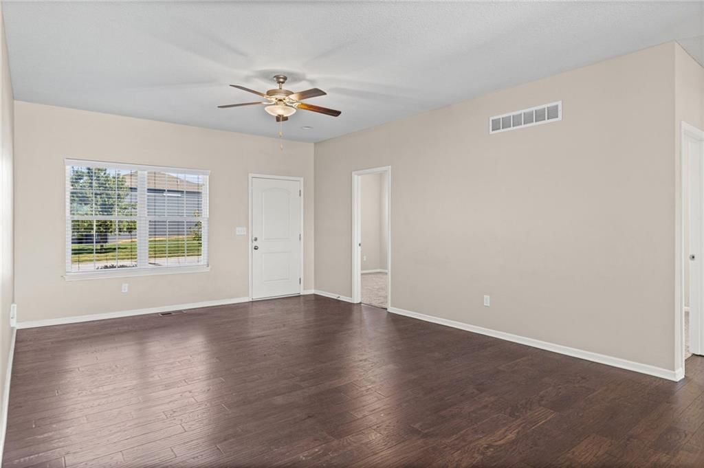 Photo 6 of 39 - 26169 W 141st Terrace, Olathe, KS 66061
