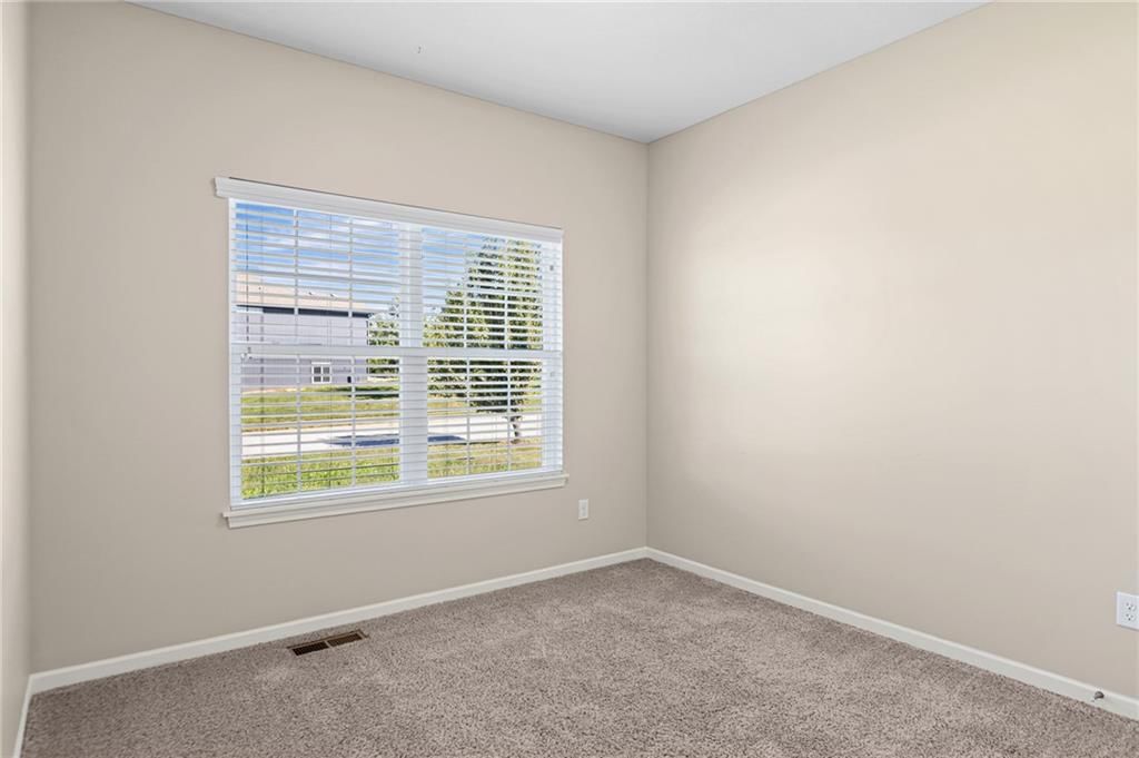 Photo 10 of 39 - 26169 W 141st Terrace, Olathe, KS 66061