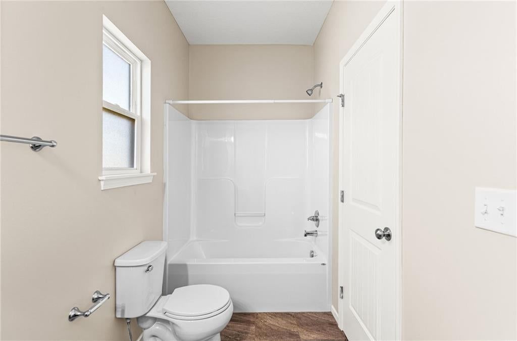 Photo 21 of 39 - 26169 W 141st Terrace, Olathe, KS 66061