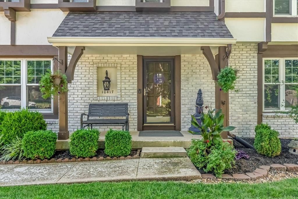 Covered front porch at 10417 OAKMONT Street, Overland Park, KS 66215