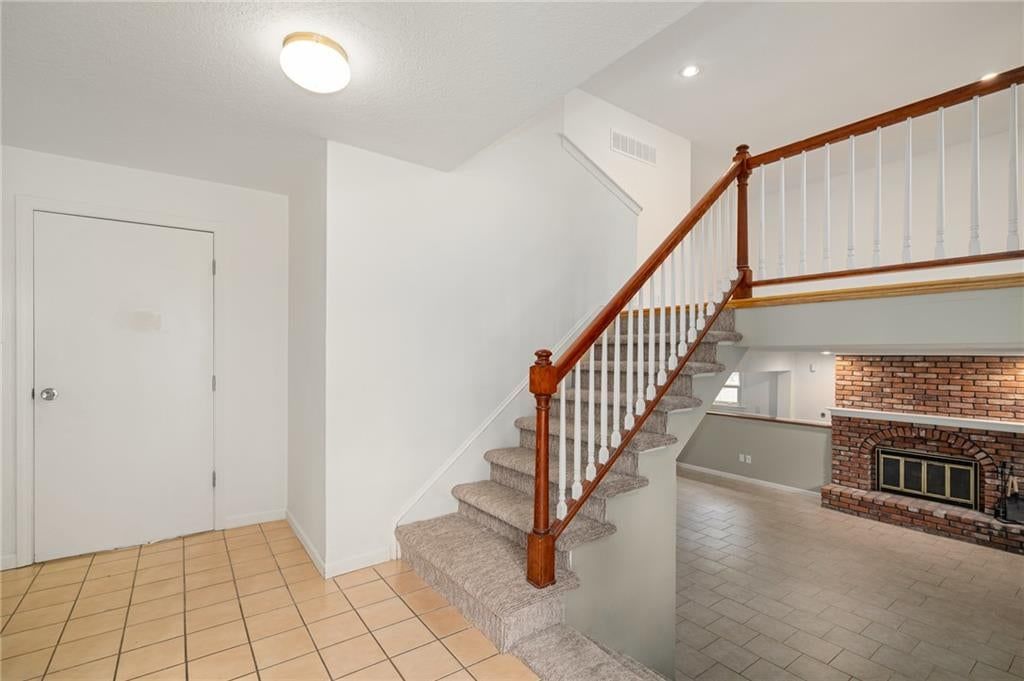 435 Kingsley Avenue, Liberty, MO: listing photo 3