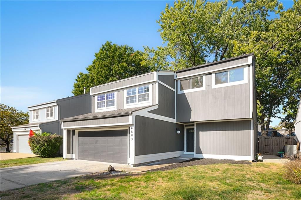 6603 Earnshaw Street, Shawnee, KS