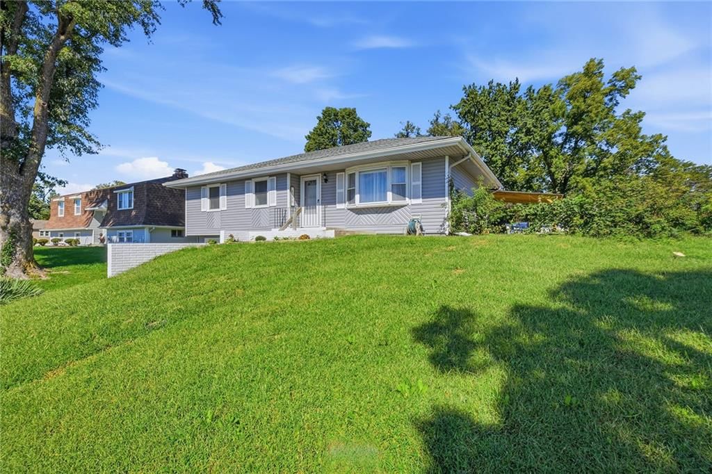 8646 SPLITLOG Avenue, Kansas City, KS