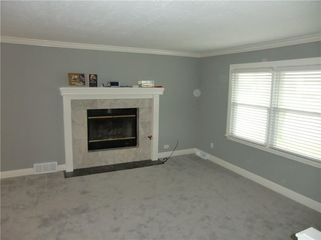 Photo 6 of 28 - 3401 S Ellison Way, Independence, MO 64055
