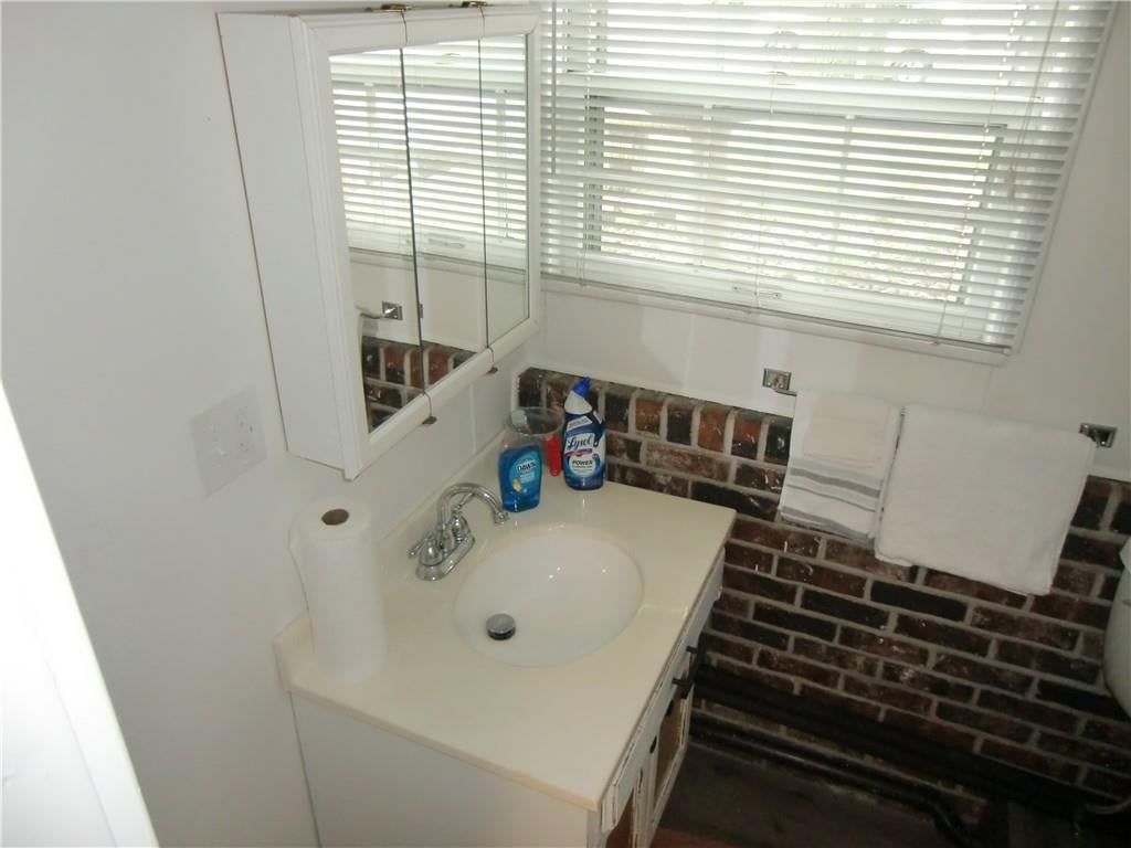 Photo 21 of 28 - 3401 S Ellison Way, Independence, MO 64055