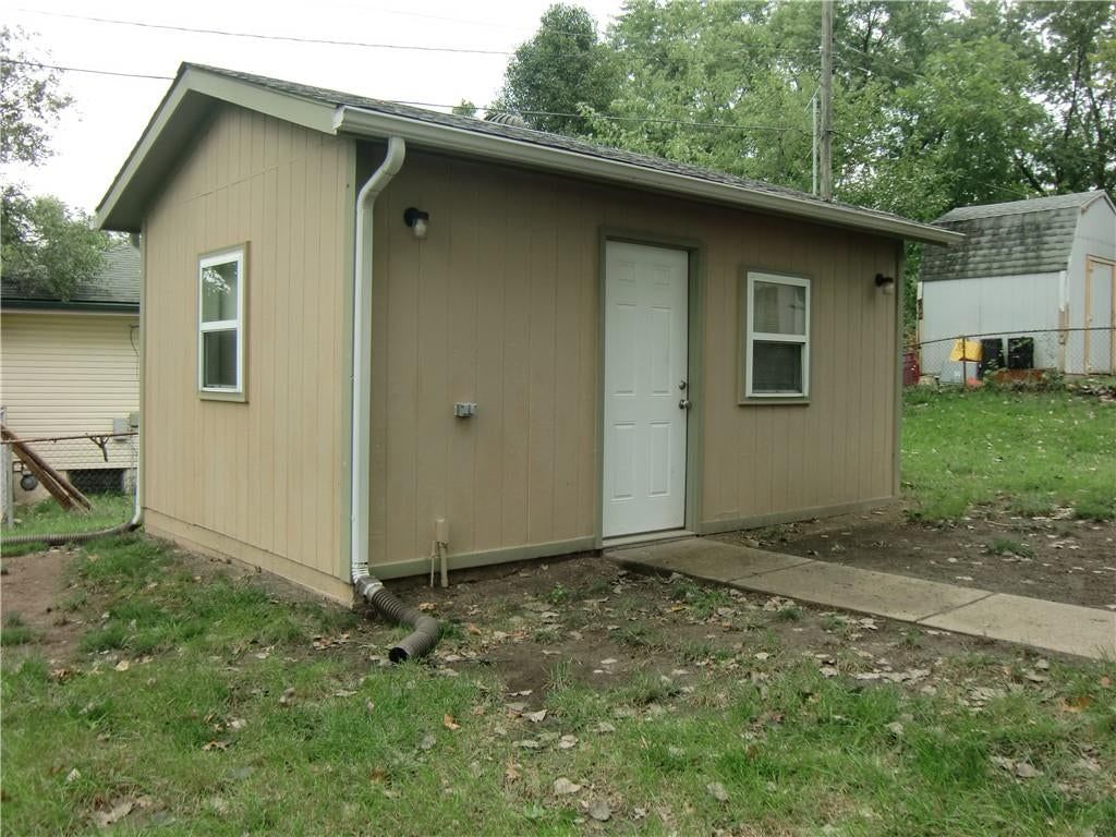 Photo 26 of 28 - 3401 S Ellison Way, Independence, MO 64055