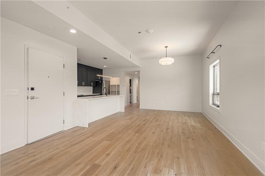 Photo 16 of 41 - 200 W Gregory Boulevard, Kansas City, MO 64114