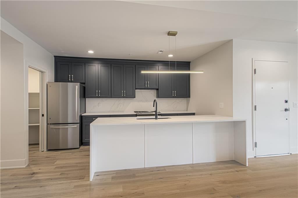Photo 30 of 41 - 200 W Gregory Boulevard, Kansas City, MO 64114