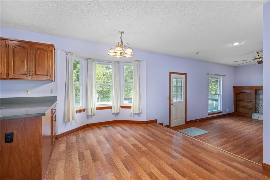 Breakfast nook at 7702 W 155th Street, Overland Park, KS 66223