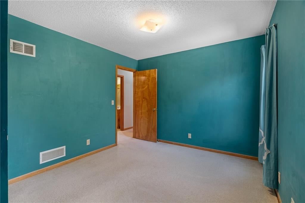 Photo 24 of 46 - 7702 W 155th Street, Overland Park, KS 66223