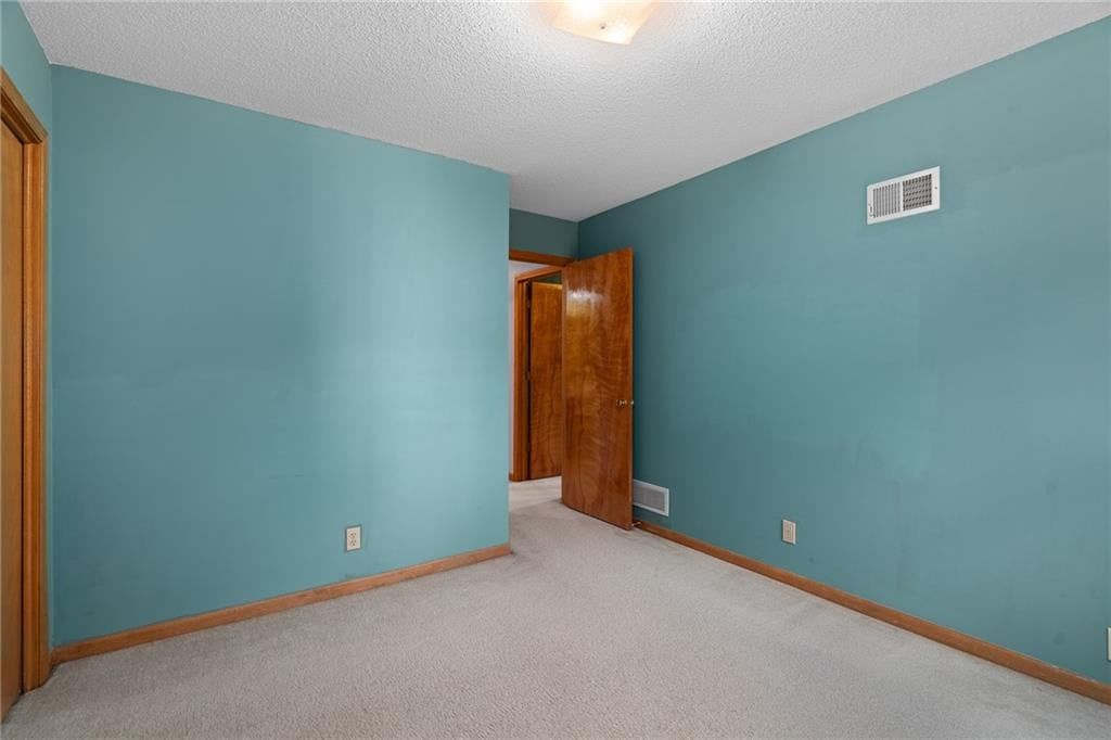 Photo 28 of 46 - 7702 W 155th Street, Overland Park, KS 66223
