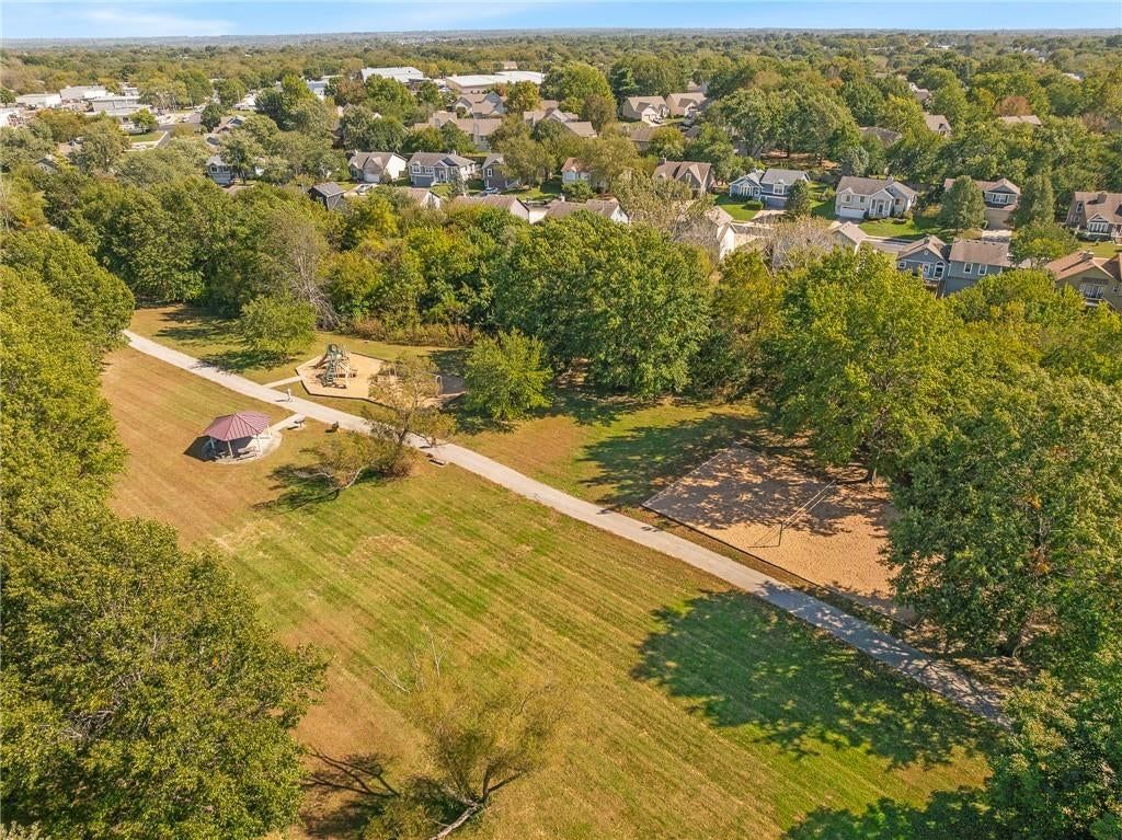 Photo 43 of 46 - 7702 W 155th Street, Overland Park, KS 66223