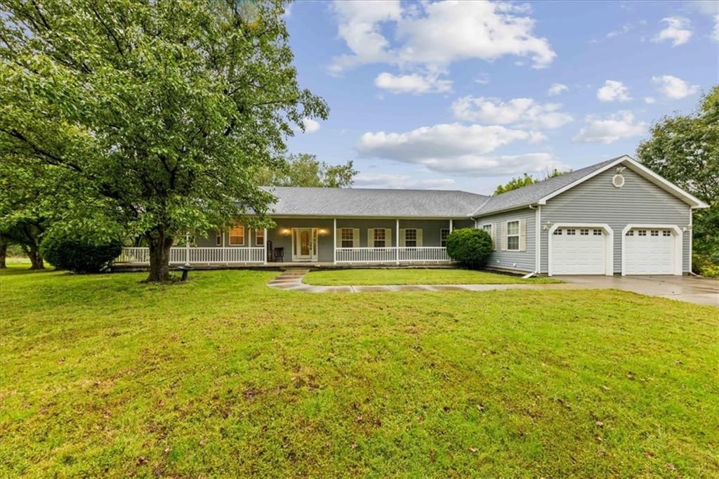 15036 Hillside Road, Leavenworth, KS 66048