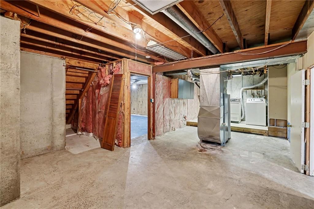 Photo 23 of 27 - 13935 S Cottonwood Drive, Olathe, KS 66062