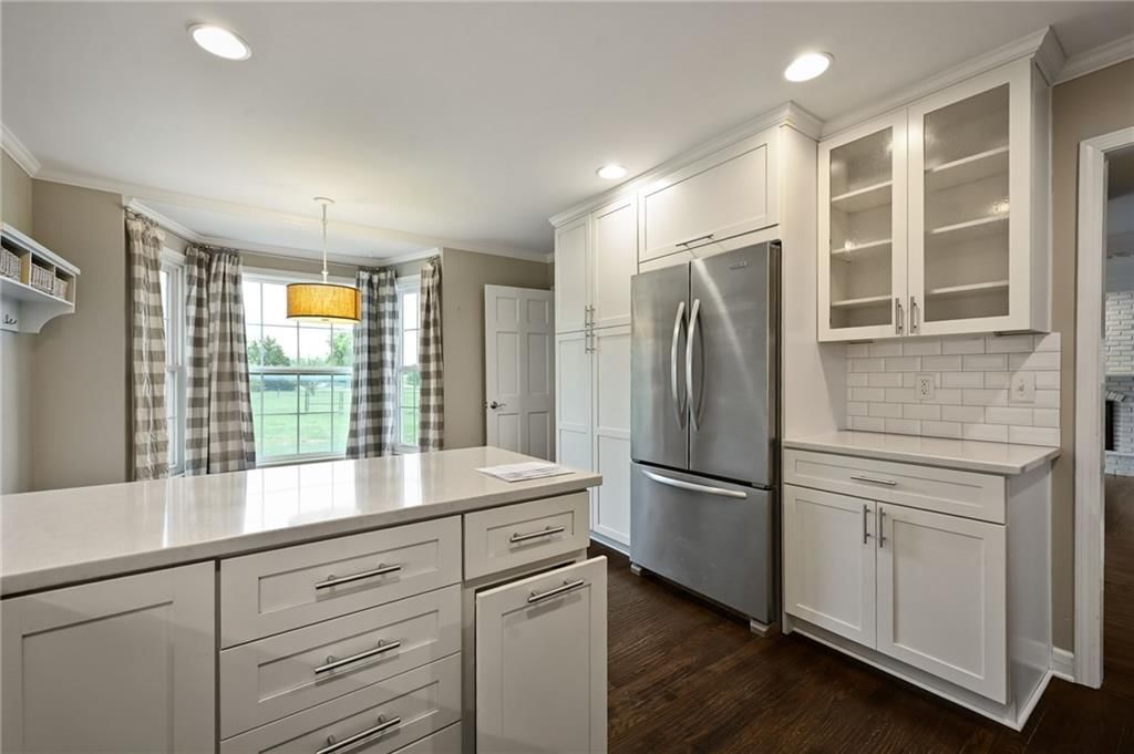 Photo 15 of 29 - 3955 W 214th Street, Bucyrus, KS 66013