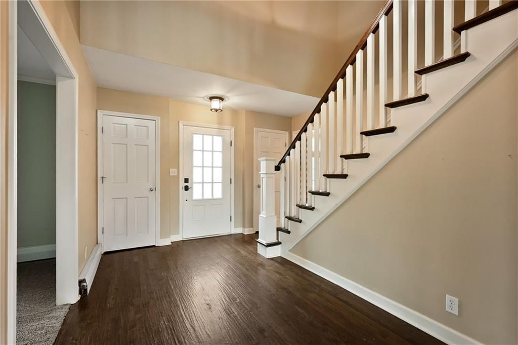Photo 8 of 29 - 3955 W 214th Street, Bucyrus, KS 66013
