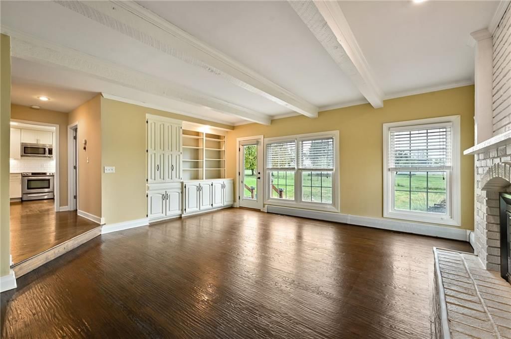 Open floor plan at 3955 W 214th Street, Bucyrus, KS 66013