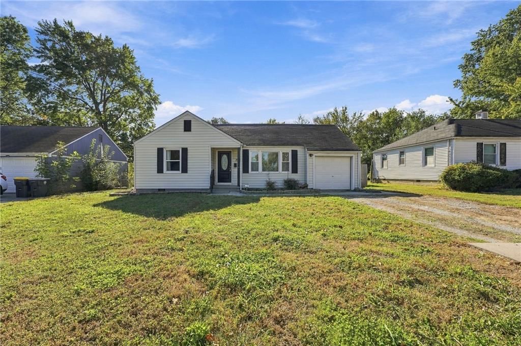 7715 Sni A Bar Road, Kansas City, MO