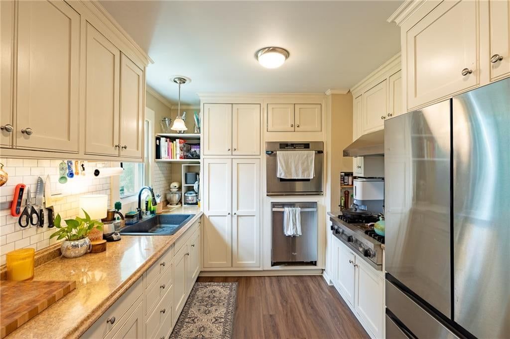 Photo 8: stainless steel appliances, 8200 Summit Street, Kansas City, MO 64114