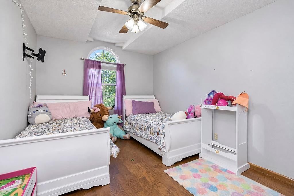 Photo 23 of 37 - 704 Lark Street, Raymore, MO 64083