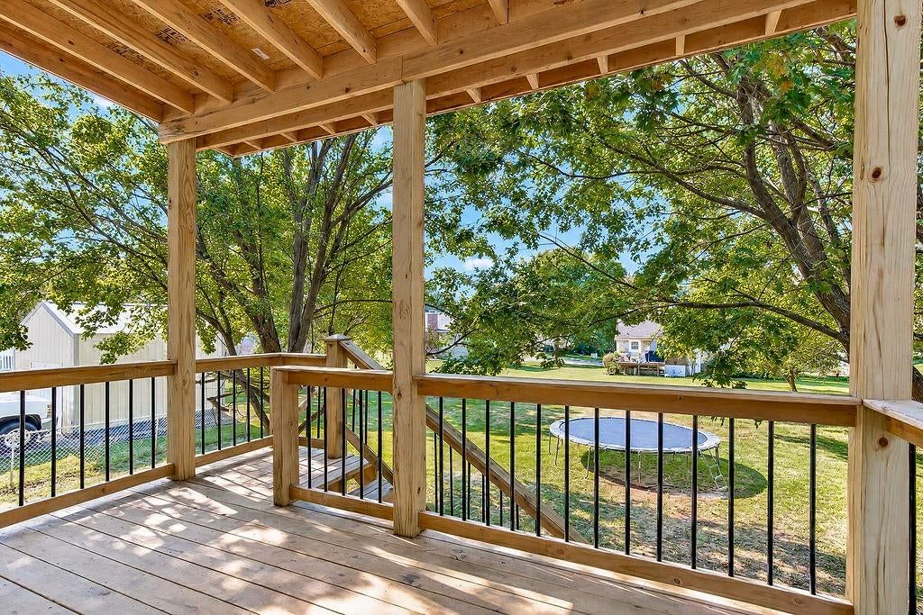 Photo 29 of 37 - 704 Lark Street, Raymore, MO 64083
