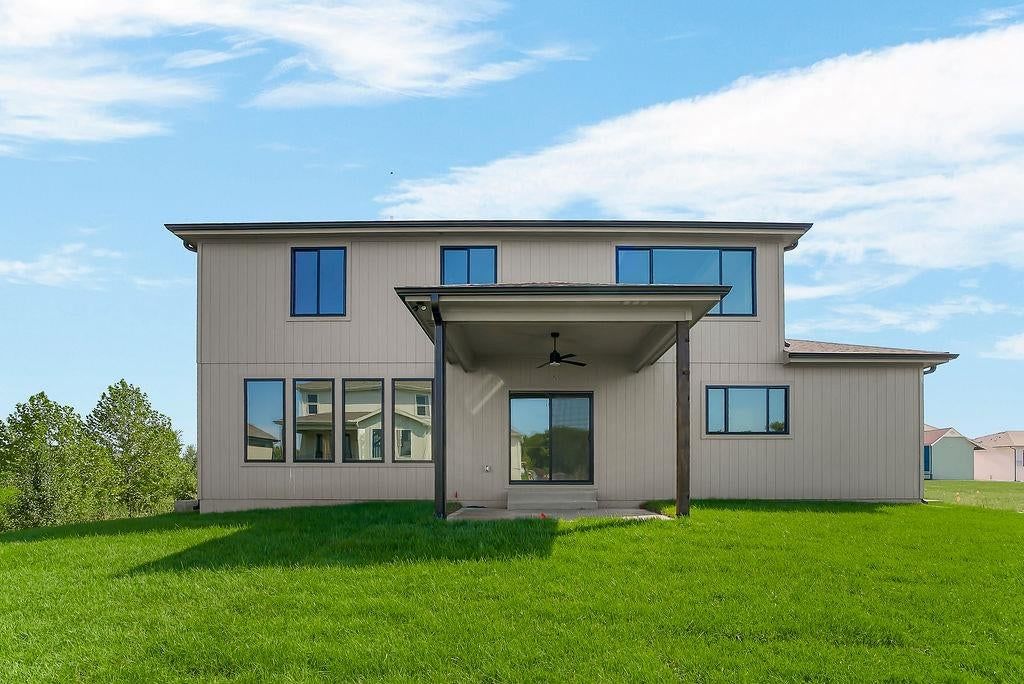 Photo 33 of 42 - 11720 W 181st Street, Overland Park, KS 66013