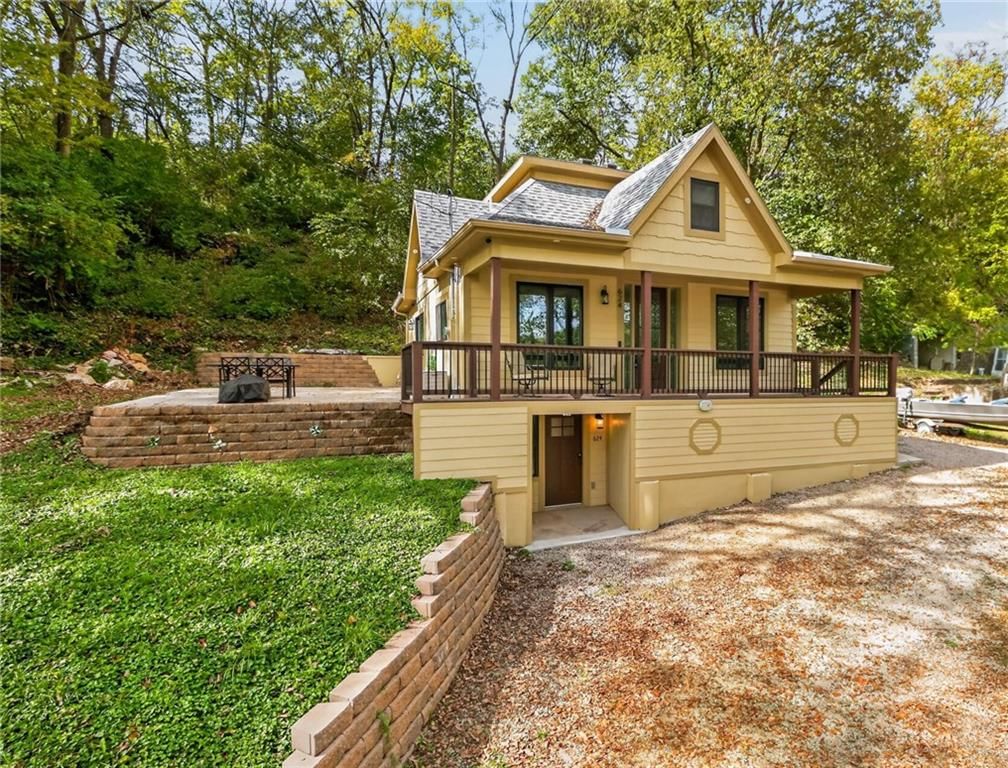 624 Caldwell Street, Excelsior Springs, MO