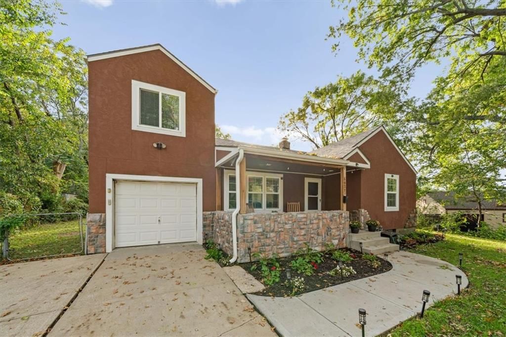 5821 Appleton Avenue, Raytown, MO: listing photo 2