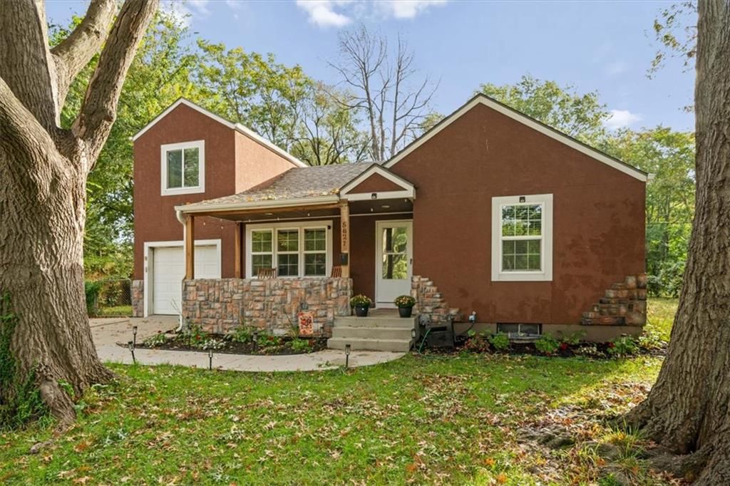 5821 Appleton Avenue, Raytown, MO: listing photo 3