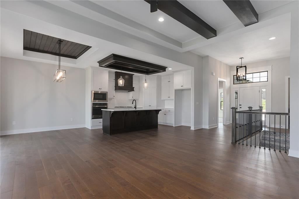 15041 W 130th Street, Olathe, KS: listing photo 3