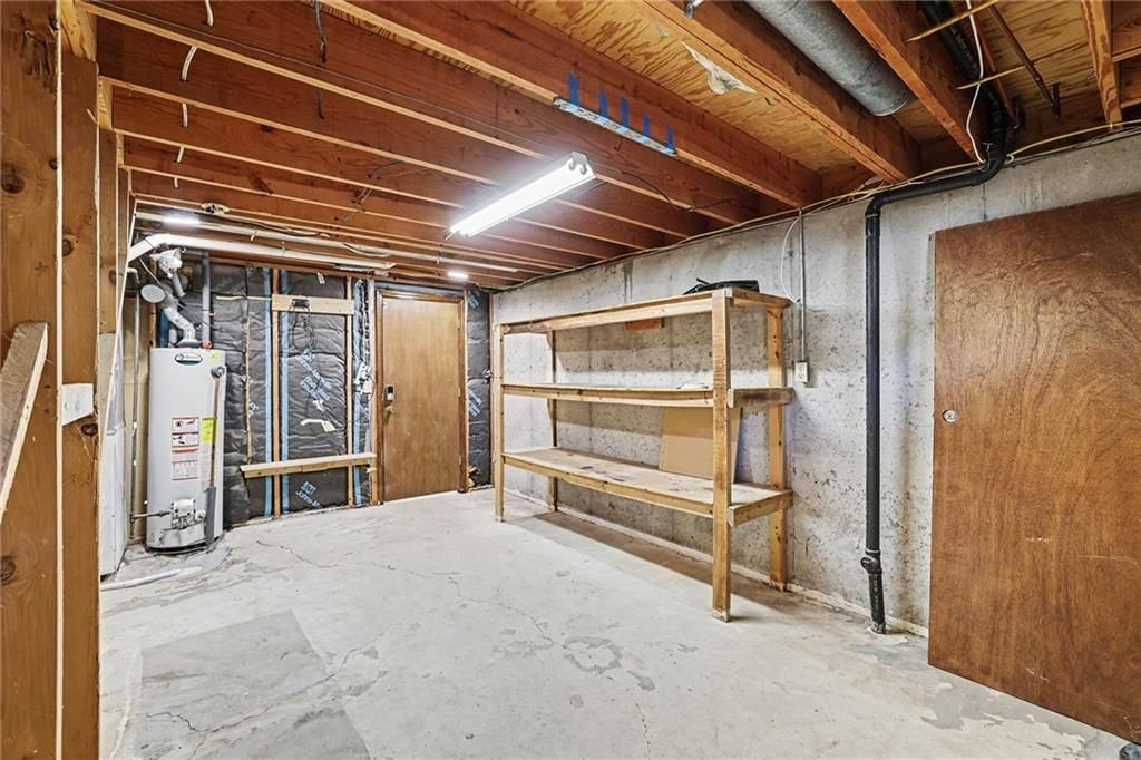 Photo 23 of 38 - 819 NE 114th Street, Kansas City, MO 64155