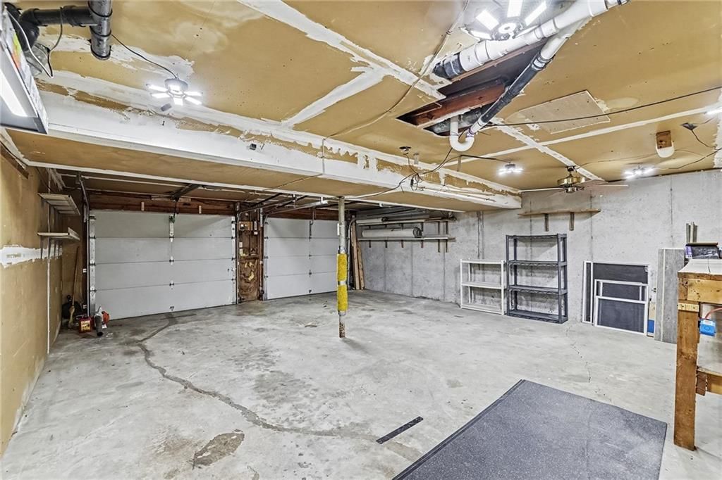 Photo 25 of 38 - 819 NE 114th Street, Kansas City, MO 64155