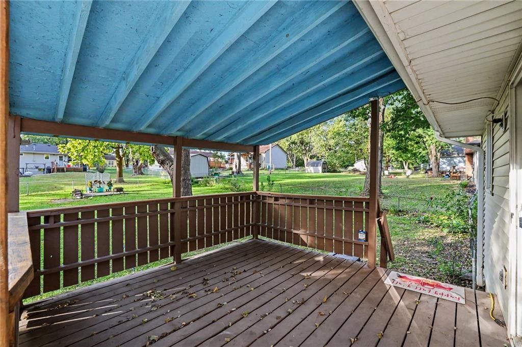 Photo 27 of 38 - 819 NE 114th Street, Kansas City, MO 64155