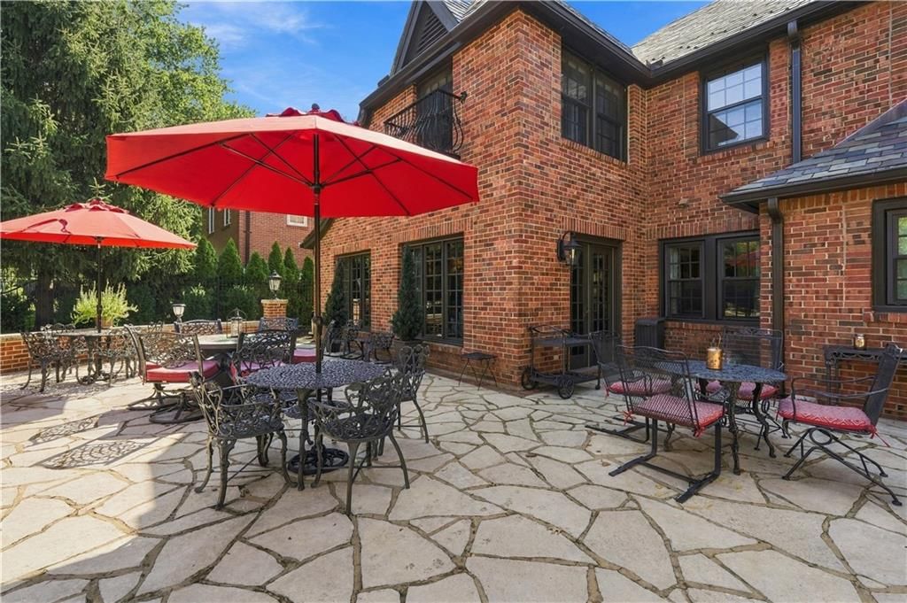 Photo 49 of 58 - 1010 W 65th Street, Kansas City, MO 64113