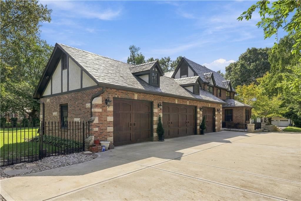 Photo 55 of 58 - 1010 W 65th Street, Kansas City, MO 64113