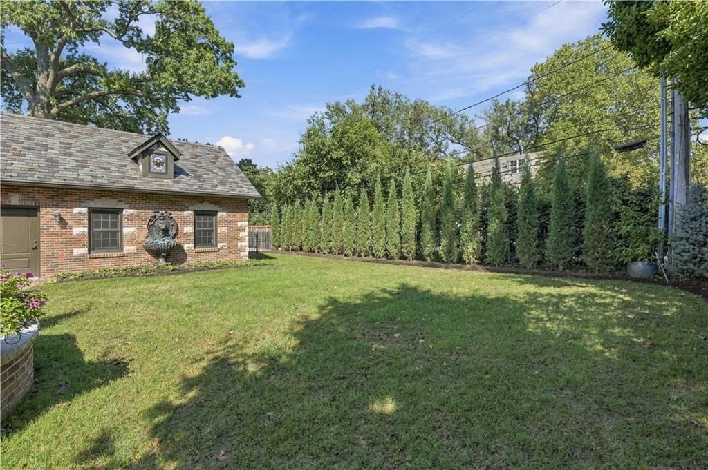 Photo 58 of 58 - 1010 W 65th Street, Kansas City, MO 64113
