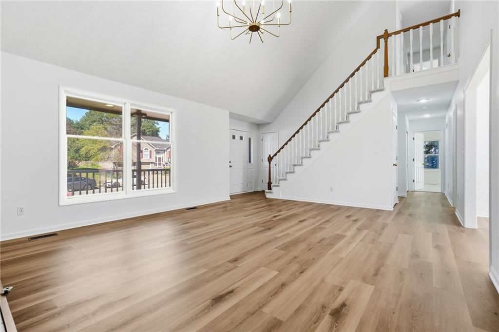 205 N Highland Drive, Raymore, MO: listing photo 3