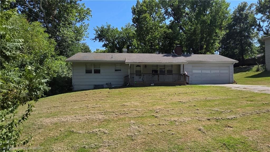4801 NW 61st Street, Kansas City, MO