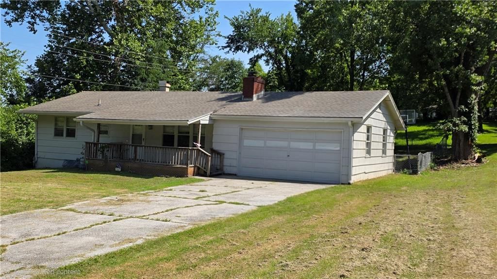 4801 NW 61st Street, Kansas City, MO: listing photo 2