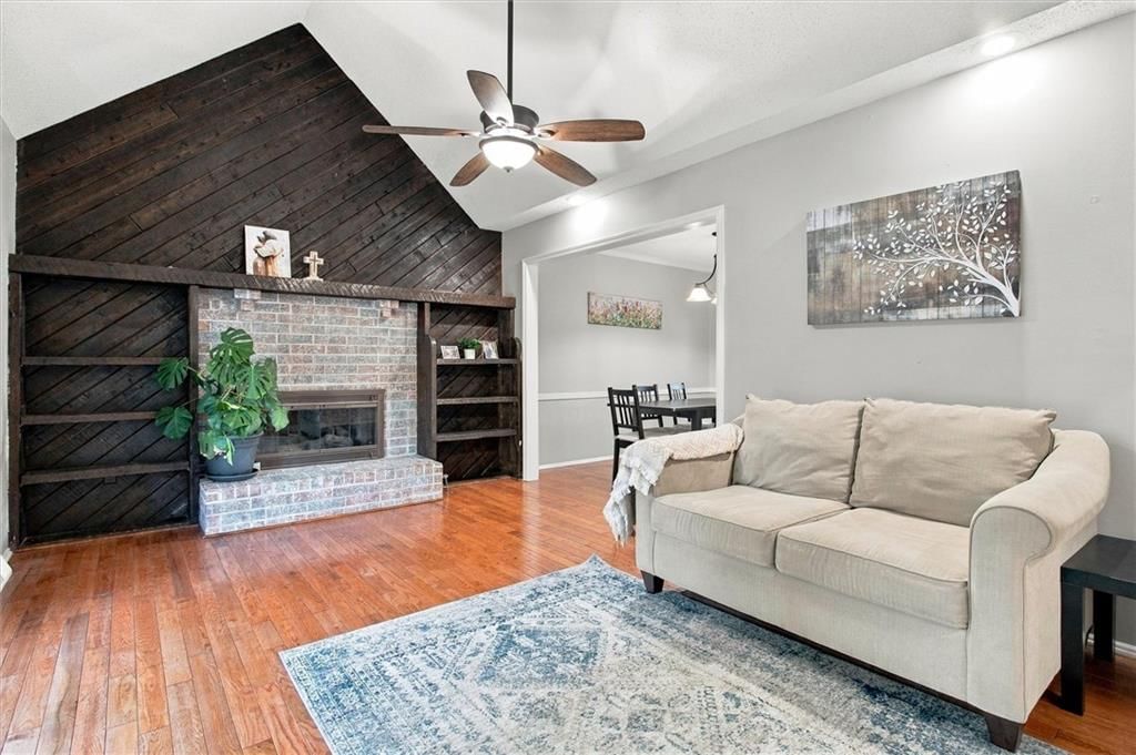Open floor plan at 13929 S Summertree Lane, Olathe, KS 66062
