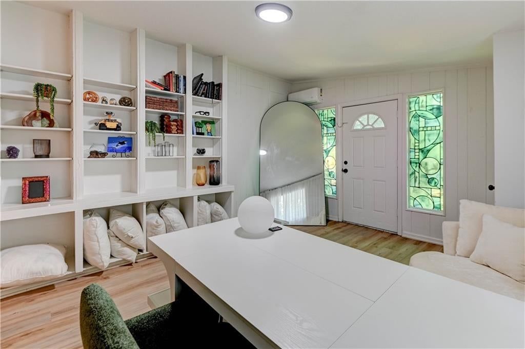 Home office at 9800 Parkwood Avenue, Kansas City, MO 64137