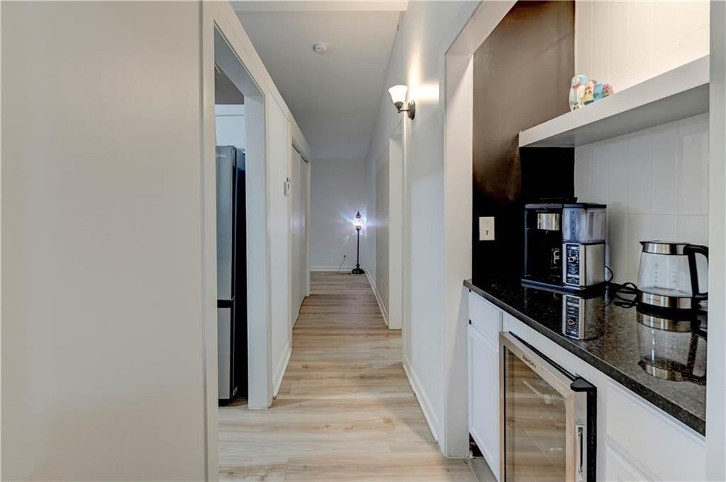 Photo 20 of 46 - 9800 Parkwood Avenue, Kansas City, MO 64137