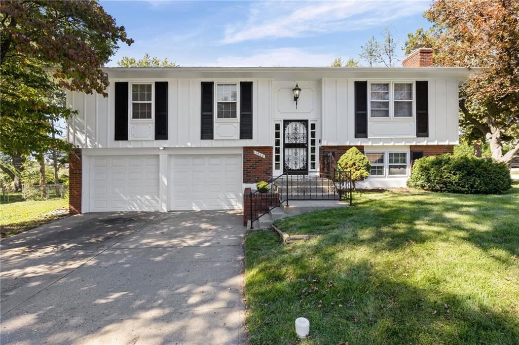 11908 Belmont Avenue, Grandview, MO