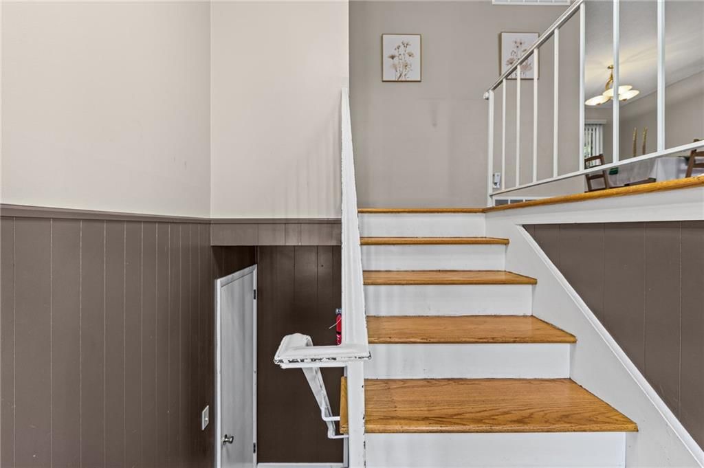 11908 Belmont Avenue, Grandview, MO: listing photo 3