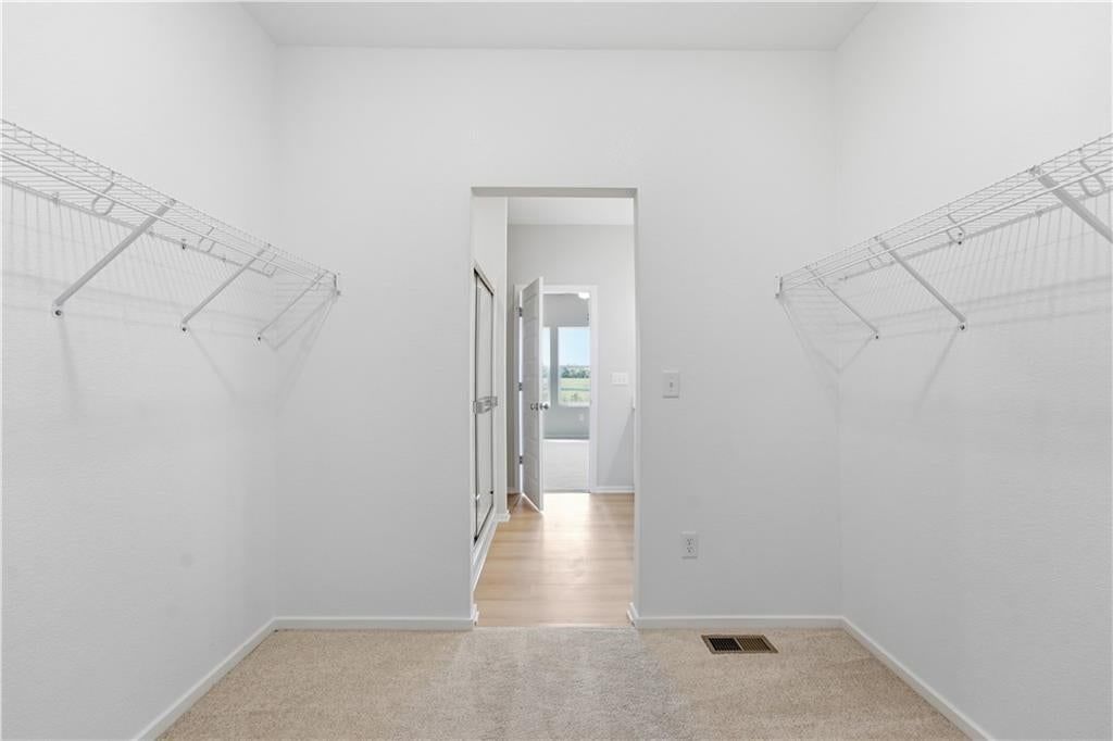 Photo 7 of 25 - 1516 SW 8th Terrace, Oak Grove, MO 64075