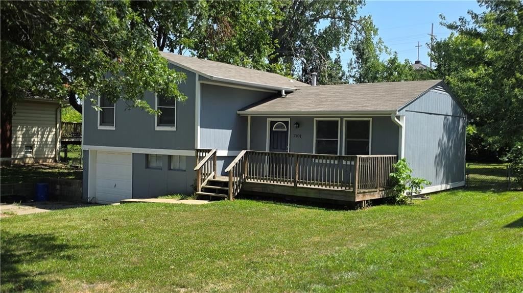 7301 84th Terrace NW, Kansas City, MO