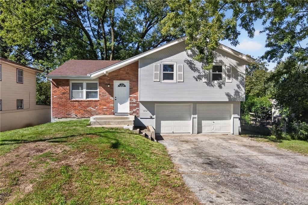 4412 N Olive Street, Kansas City, MO: listing photo 2