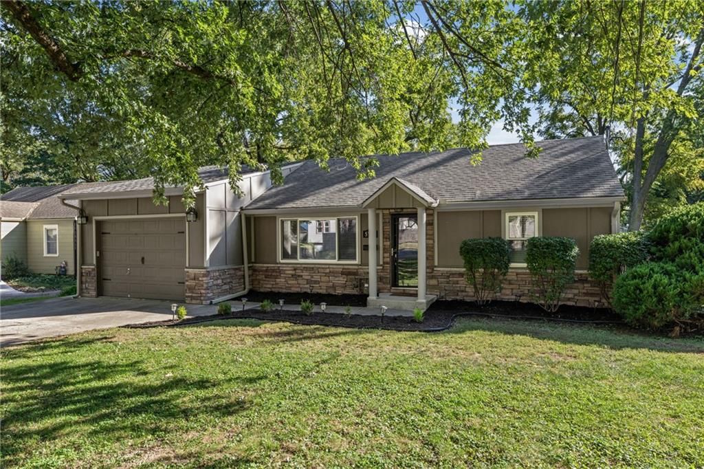 Photo 40 of 40 - 5701 W 53rd Street, Mission, KS 66202